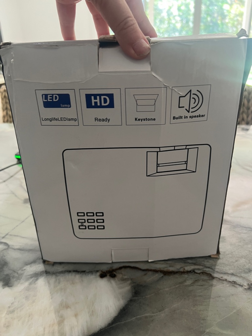 LED Home Projector - White - Picture 4 of 5
